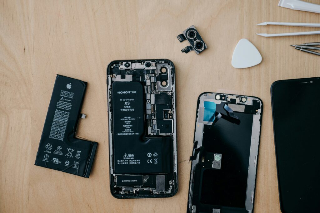 disassembly-iphone